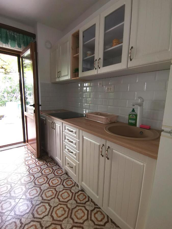 Apartments Maris Garden Петровац Экстерьер фото