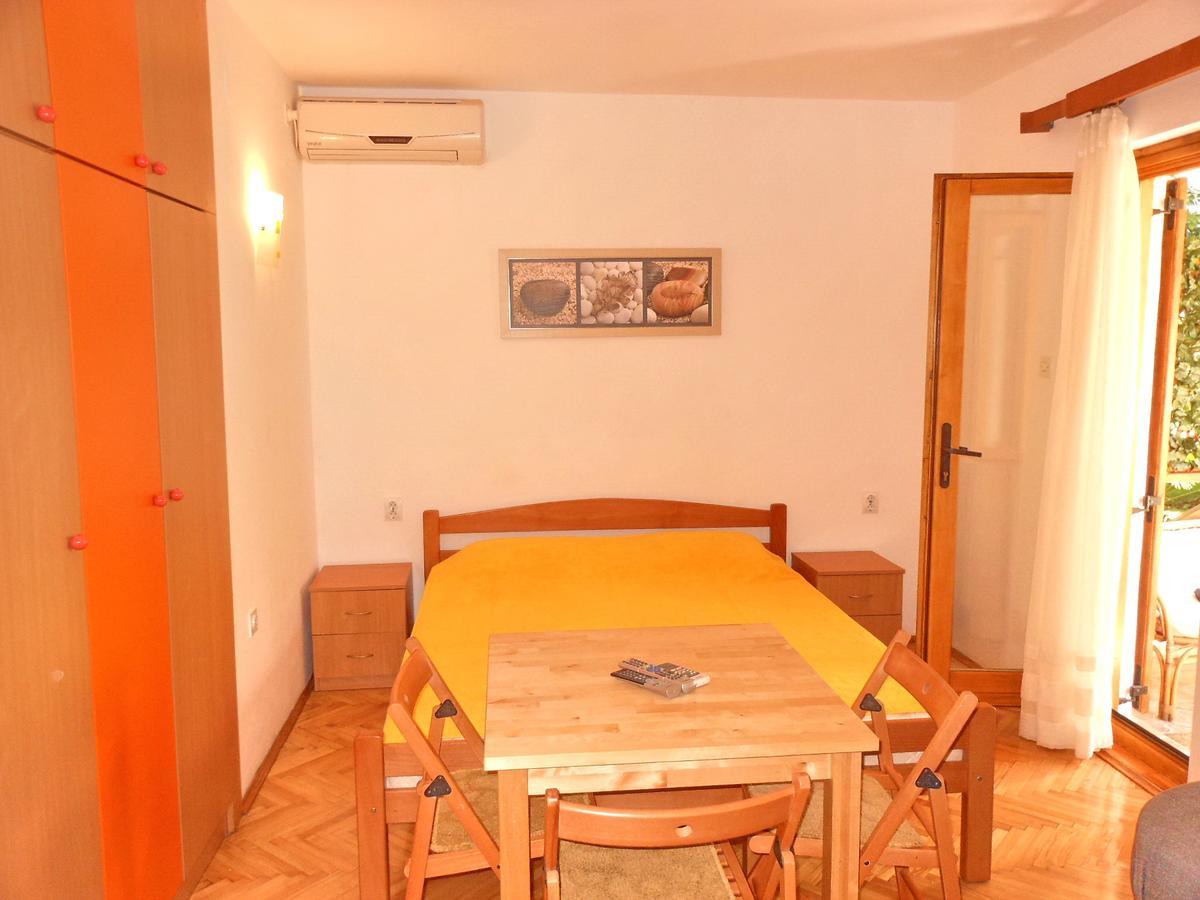 Apartments Maris Garden Петровац Экстерьер фото