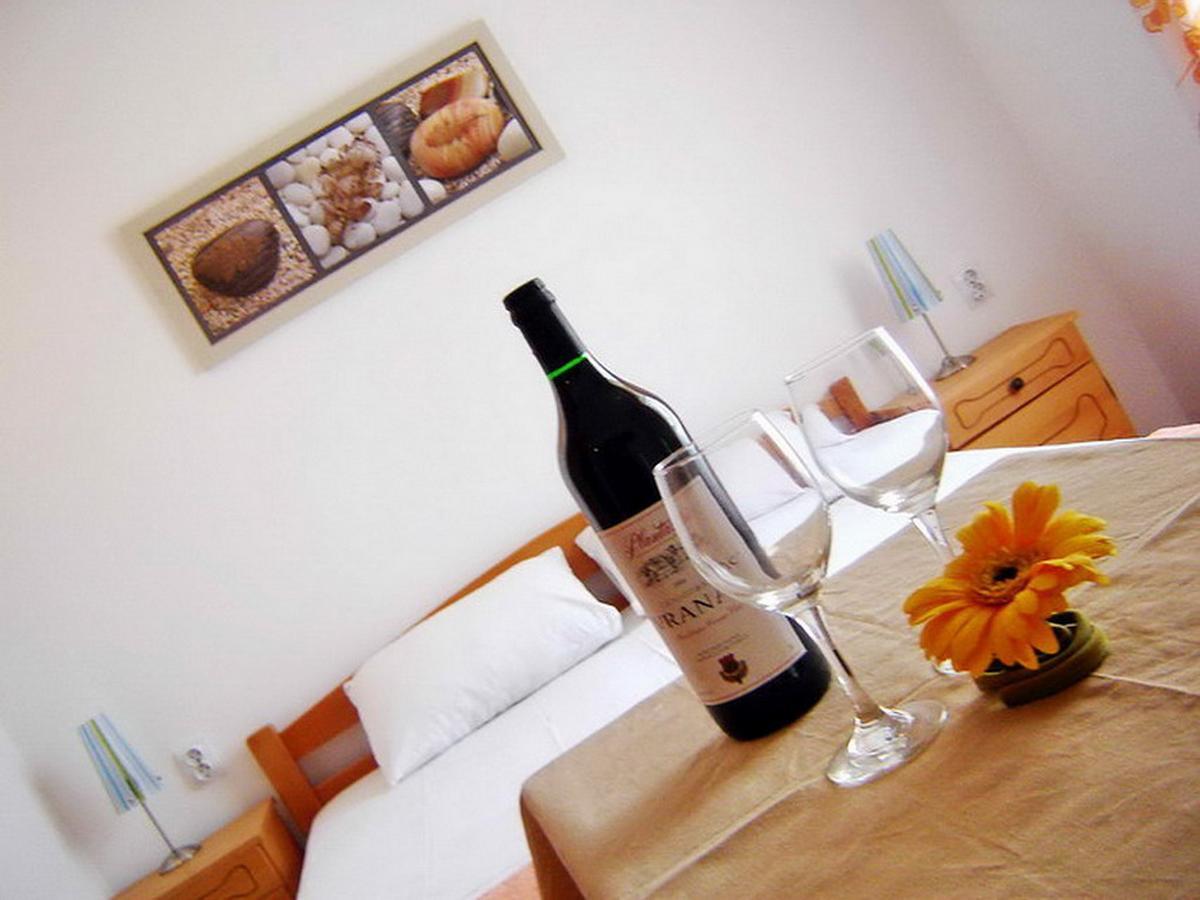 Apartments Maris Garden Петровац Экстерьер фото